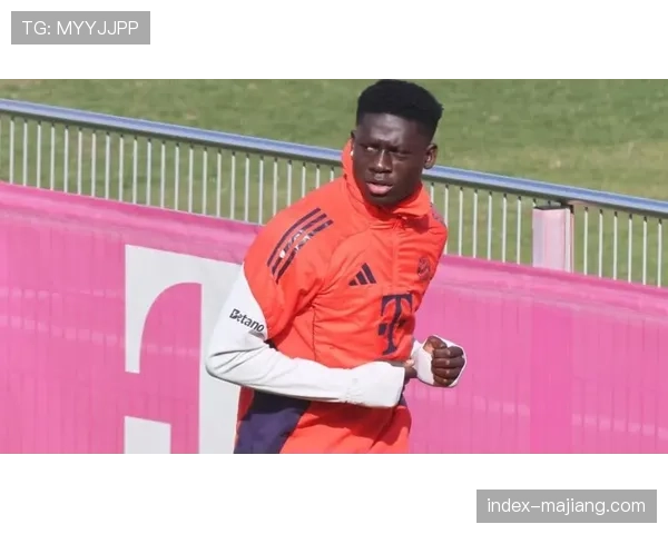 恩迪亚耶德甲首秀惊艳 18岁冈比亚中场12分钟触球26次